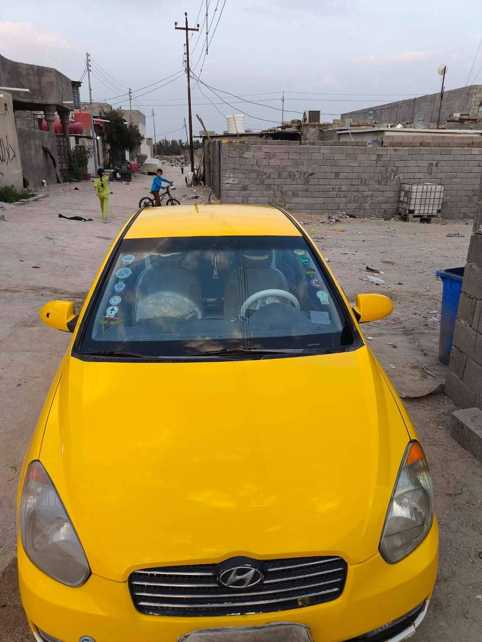 اكسنت8مكفول سنويه28 محرك 1600رقم ذي قار راعيهه بل بصره  عنوان بصره زبير 80سعر *********** الزبير, البصرة
