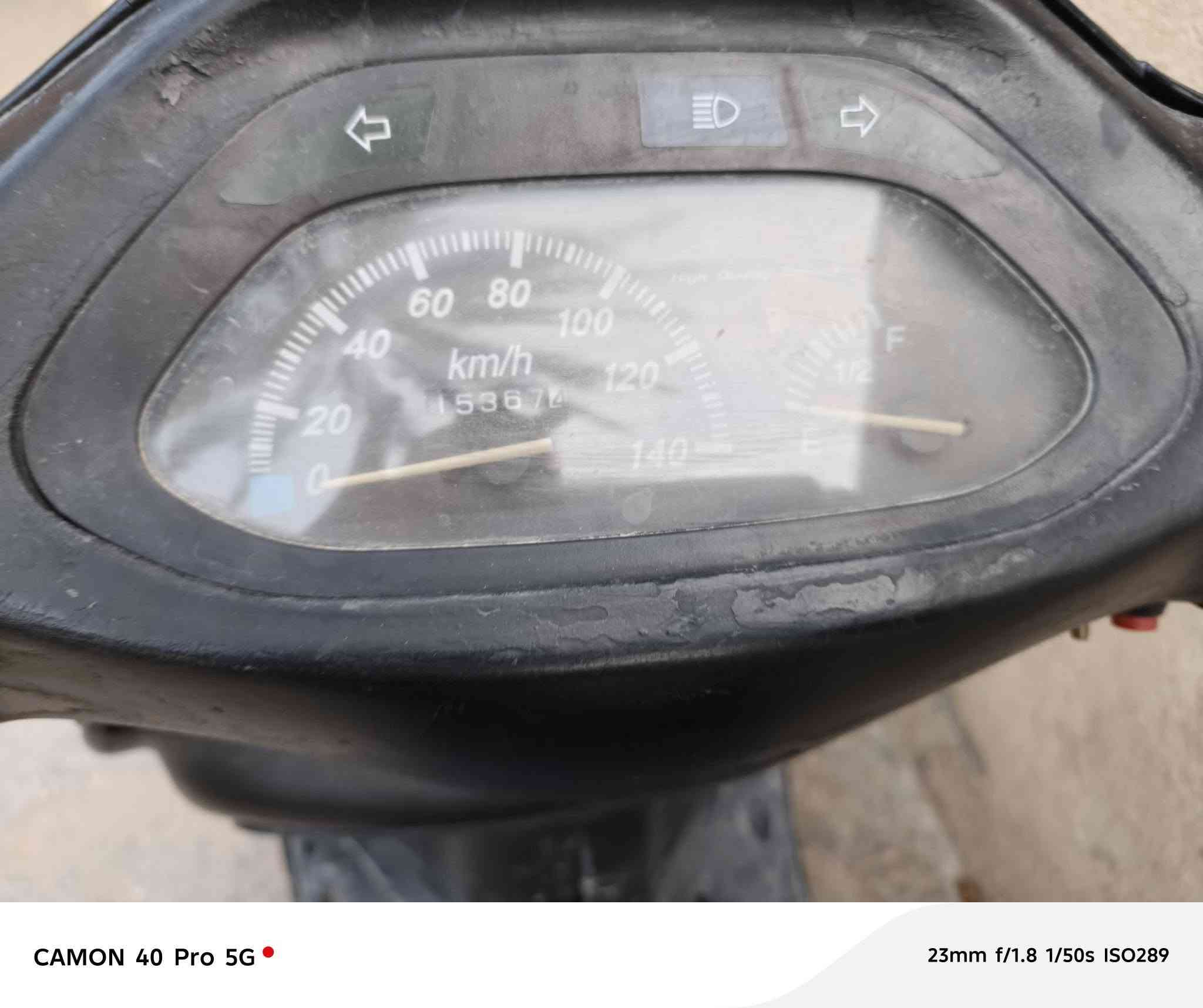 سلام عليكم دراجة (دولفين) للبيع كلشي شغال بيهة اي نقص ما بيهة شلعة باتري جديد اي نقص ما بيهة سعر375بيهة مجال مكان بغداد الزعفرانية 
التواصل***********
