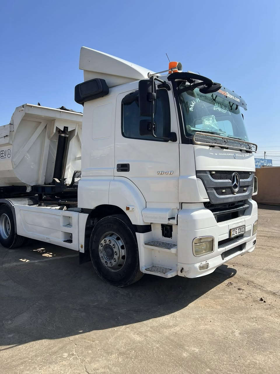 السلام عليكم اقرأ تفاصيل واتصل ❤️✅
‏أكسور نساف ￼ موديل 2006 حجم 18.40 ￼
نساف بلادي 3 محاور￼ مواصفات ريتايدر 5 طقات 
ثلاجه تبريد طخم تايه رقم وسنويه جديده سياره حلوه و نظيفه 
نساف 24 متر ￼كير عادي 4في4 رقم الهاتف قحطان معرض *********** كورك *********** اسيا معرض ابو قحطان واولاده العنوان موصل برطله سهل نينوى ❤️✅
