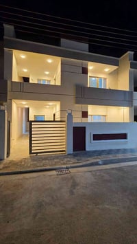 بسم الله إعلان بيت للبيع الرمادي الصوفيه مجمع السلام البيت ٢طابق يحتوي...