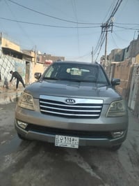 ٦ سلندر • ٧ راكب • ٢٠٠٩