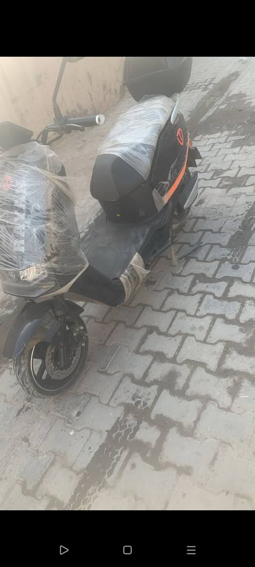 دراجةشحن الريان نضيفة سعرها ٨٠٠ وبيها مجال بسيط مكان بغداد ***********
