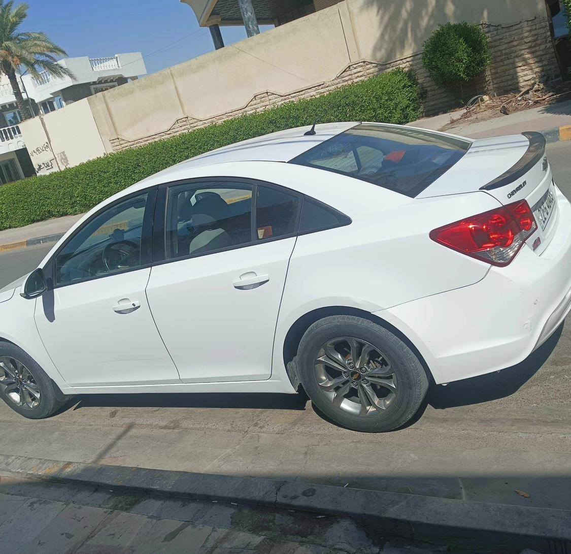 شوفرليت كروز خليجي 2015 بيها قطعه وحده رش والبقاي مكفول كير محرك كهربائيات تبريد ثلج لایت زنون شرط التحويل ماشيه ١١٣ كيلو

السياره بااسمنه سيارة ربع متصرف عليها

اشایر بل مري تحكمات ستيرن شاشه كامره خلفیه
السعر 88 وبيها مجال للشراي 
مكاني بغداد حي الجهاد للتواصل خاص او عالرقم ***********
