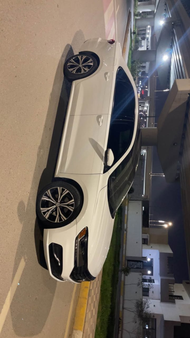 سلام عليكم 
باسات / 2022 موصفات SE
محرك 20 Turbo 
بدون ايرباك بدون دواخل شرط 
ضرر نص بونيد  صبغ شبر جامرلغ صبغ 
ماشي 89000Km 
لاستفسار  الرقم 
***********
واتساب كركوك, العراق
