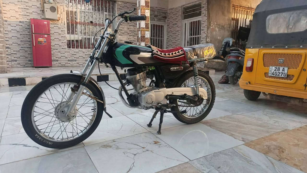 سلام عليكم دراجه البيع وراق صولي رقم شاصي 14 ولمحرك 23 محرك مبدل بس بستم مكان طريق كربلاء نجف عمود 841 شارع صحاري كربلاء متواجد فيس رقم مبايل ***********
