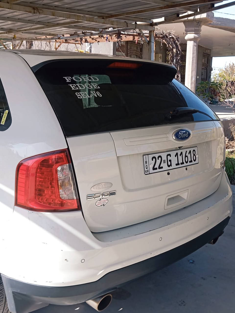 السلام عليكم ورحمة الله وبركاتة سياره فورد ايدج 2012 للبيع بدون حادث فقط مقدمة البنيد موضح بالصور
1.مكينه v6 3600 4x4
2. 5 راكب 
3. تحكمات ستيرن 
4. نظام اقتصادي بانزين عادي 
5.كشن كهربائي 
6. ماشيه 160000 
بعد بيها هواي مواصفات 
السعر 130 وبيها مجال الطيبين 
مكان السياره بابل الحله 
للاستفسار الاتصال على الارقام التاليه 
***********
***********
***********
