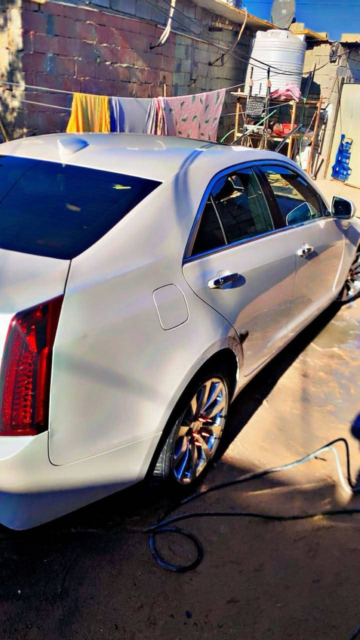 السلام عليكم كاديلاك ATS 
مديل 2018 رقم دولي بسمي 
جاهزه من كلشي كير محرك حداديه  تبريد تدفئه ما بيه اي نقص 
حادث السياره بـ امريكا جاملغ وبنيد وكلير جاملغ خلفي. هنا صار بيه بارد باب خلفي عكس السايق 
السياره فول مواصفات رويال*********** المكان بصره معقل البصرة, العراق
