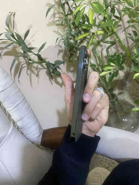 السلام عليكم،
جهاز ايفون 13 pro max 
نضافة فول على وضع البلاد عدا البطارية مبدله وكالة، الجهاز نضيف بمعنى الكلمة, 120 فريم 
للبيع بسعر 600 ومجال للشرايه،
مكاني بعقوبه.
رقمي
***********
