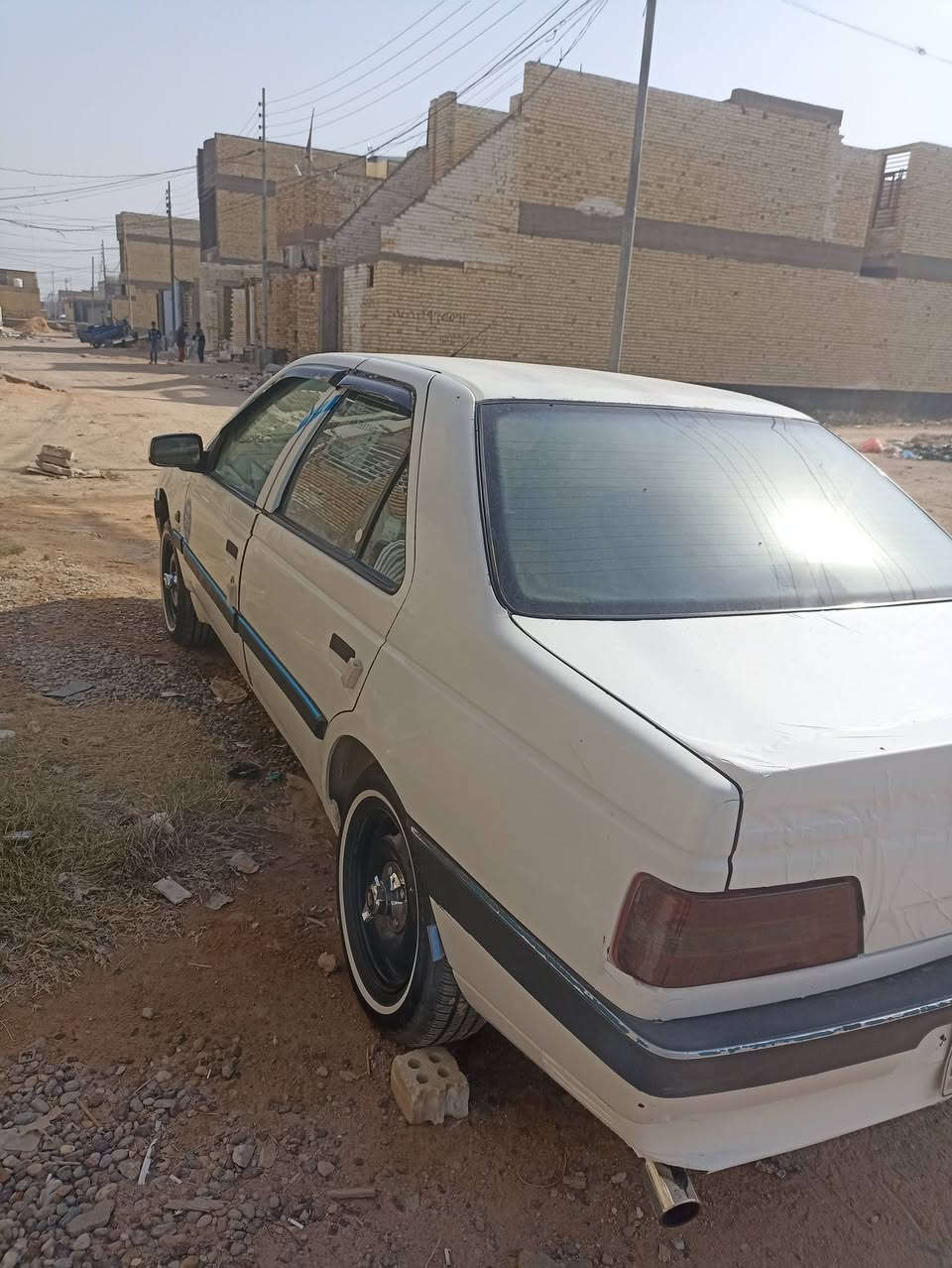 السلام عليكم للبيع بيجو 405 مديل 2012
رقم بغداد مشروع وطني سنويا 2027 سياره مكفولة ماعده دحجه بالجاملغ الخلفي بارد حدادية مكينة كير تبريد كلة مكفول
مكاني نجف 

بسم ولد صاحبي مسؤال عن مداور سيارة جاهزه وكلش حلوه سعر 40 وبالعافية على ياخذه رقم (***********)
