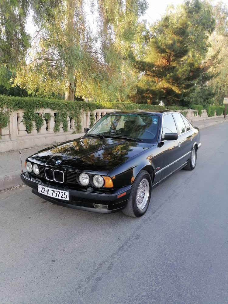 سلام و عليكم
بي ام دبليو للبيع موديل 1991
بيلاد525 كبس كير اوتماتيك
كير محرك شرط بدون صرف بدون بخار
رقم سنويه جديد لحد 2030
هزه جديد باراد جديد شرط تحویل غرامه
دفتره بنزين موجود
مواصفات فول بس بدون فتحه 
كؤشنات جلد سياحي جام كهربائي
لایت ئه لقه تعديل سورعه
ويل حصير طايرات جديد
قفل مركزي باوره ABS 
تبريد تدفئه كولا شغال 
لون اسود قتران ضرر مابي
مصبوغه عام جماليه
كهربائيات كولا شغال
سياره جاهز دينار مصرف مابي 
دعاميه للدعاميه شرط 
مكان سياره كركوك براخودان
سعر كلش مناسب خابر تدلل
***********
*********** كركوك, العراق
