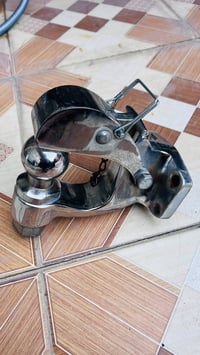 للبيع درع امامي مال بيكم ودرع خلفي مع هوك وبلاجكترات كلشي وسعره للأستف...