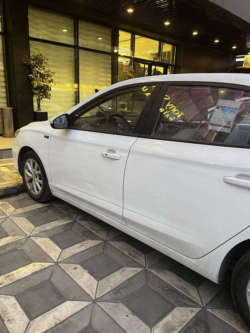 السلام عليكم mg5 موديل 2024 للبيع السياره ماشيه 4500 كيلومتر قابله للزياده رقم بغداد خصوصي 

محرك 1.5 cc تنفس طبيعي
كير اوتو وعادي 8 سرعات
حساس اطارات
شاشه لمس
مثبت سرعه
تحكم ستيرن 
تحكم مرايات جانبيه
بيها طخات خفيفه موجوده بالصوره ابيعها على حالها وبعدها بضمان الشركه ومبدله دهن مره وحده ومكفوله من اي شي حادث واحد مابيها والتحويل بنفس اليوم
سعرها 15 مليون مكاني بغداد المنصور


**إذا كنت صاحب هذا الإعلان وتريد حذفه لأي سبب، رجاءا أرسل رسالة إلى الدعم الفني**