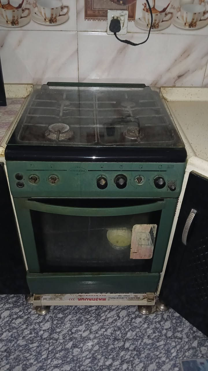 طباخ مصري امبريالي السعر90الف بغداد الحسينيه***********
