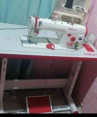 مكينة خياطة • جديدة • نجف شارع الحولي