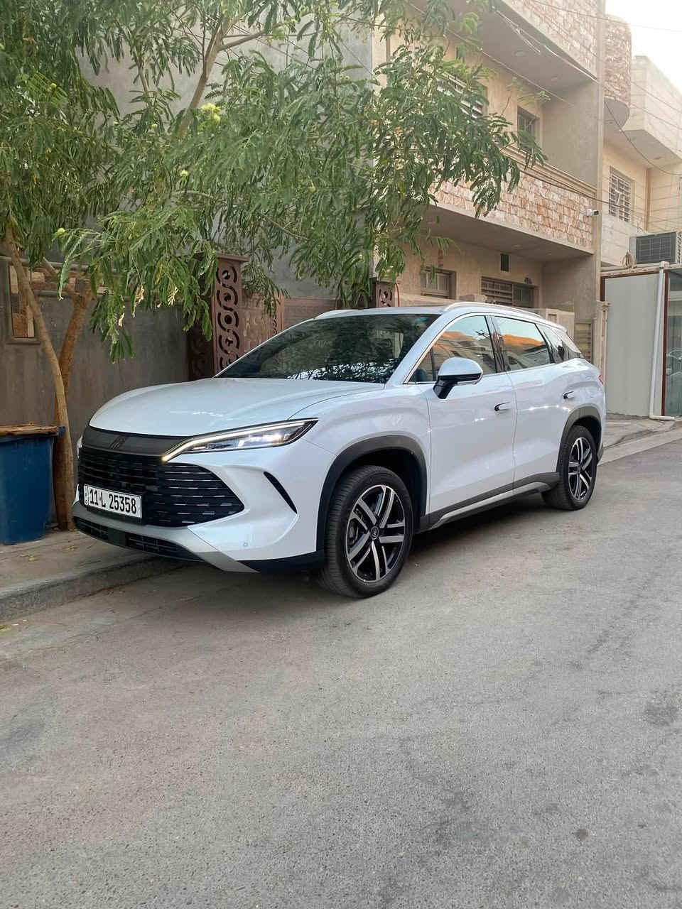 سونك ال فلاكشب فوووول
ممشى ٧٠٠٠كفالة عامة فقط رصعة بالصندوك
انارة محيطية 
شاحن هاتف وايرلس
رادار امامي تفاعلي
رادارات جانبية
كامرات ٣٦٠ درجة
كشنين كهرباء تدفئة تبريد 
هيتر ستيرن وومرايا جانبية
مكانها بغداد 
***********
متوفر واتس اب
