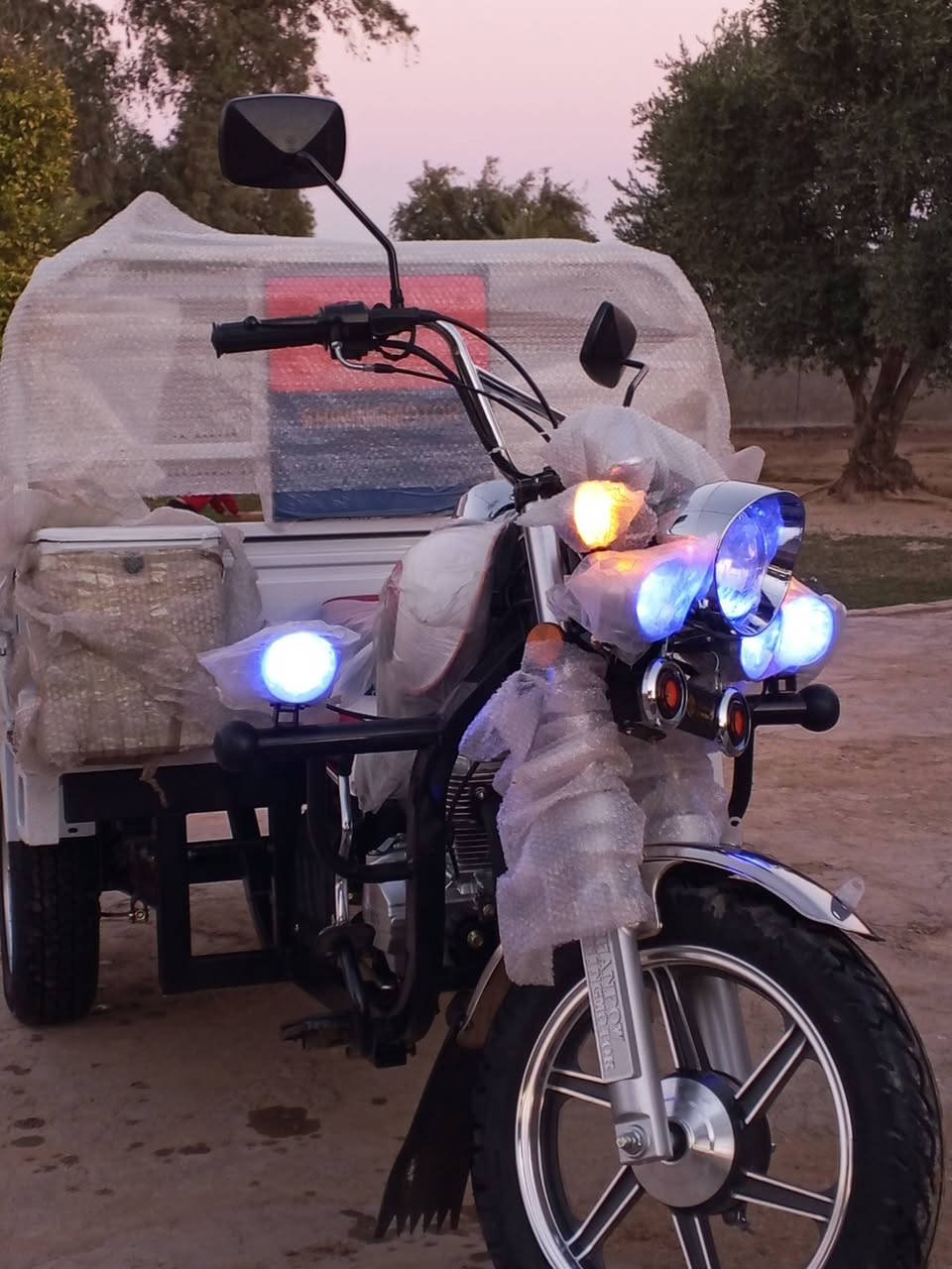 السلام عليكم
للبيع ستوته ام الطير موديل 2026زيرو زيرو

ويل صب تاير13 دشبول الكتروني 

مكينه 200cc

للاتصال *********** مكاني ديالى الخالص
