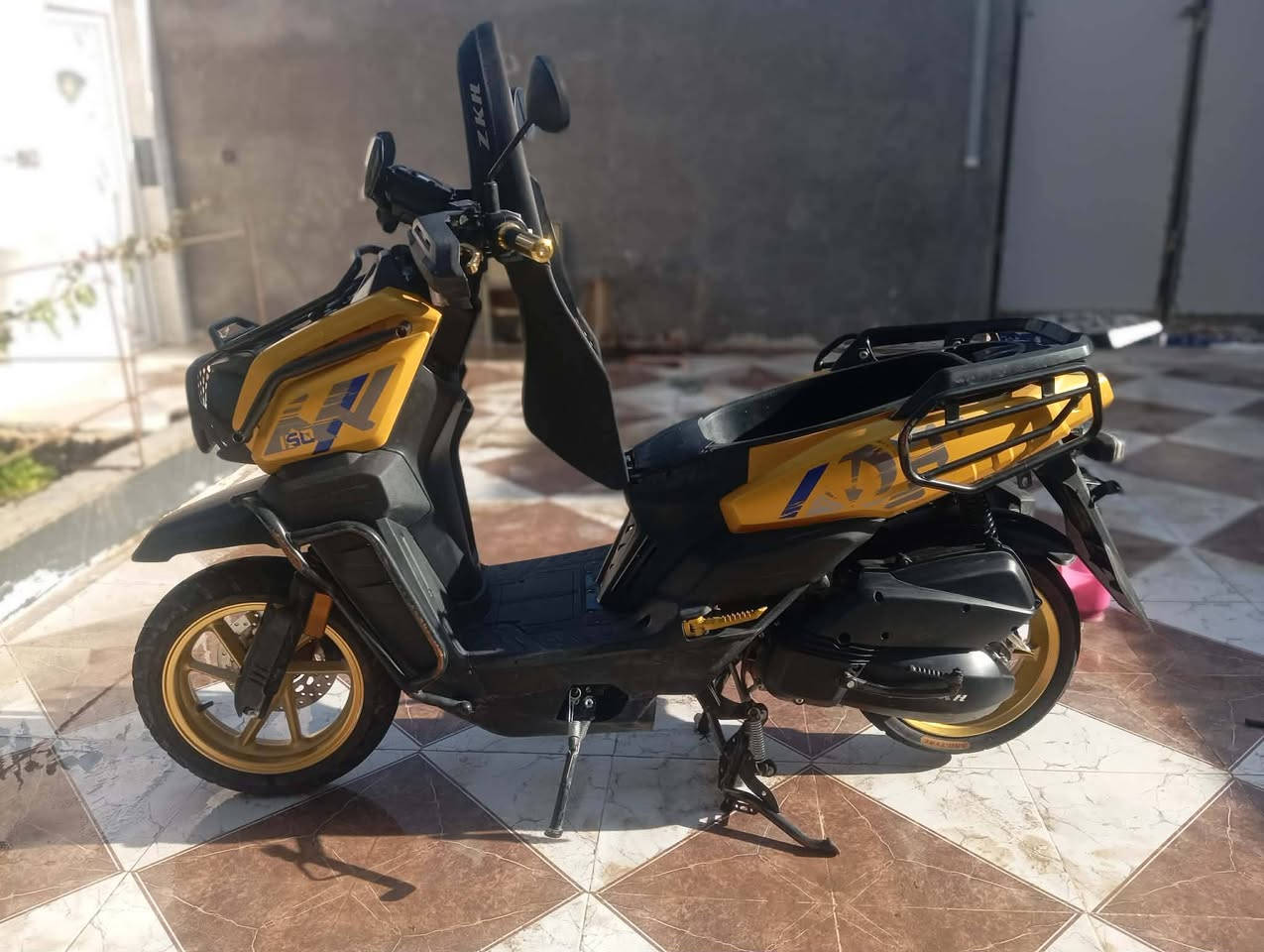 سلام عليكم شباب دراجه سكنس جبلي للبيع السعر 1450 وانه بخدمتكم
هاذ الرقم ***********
