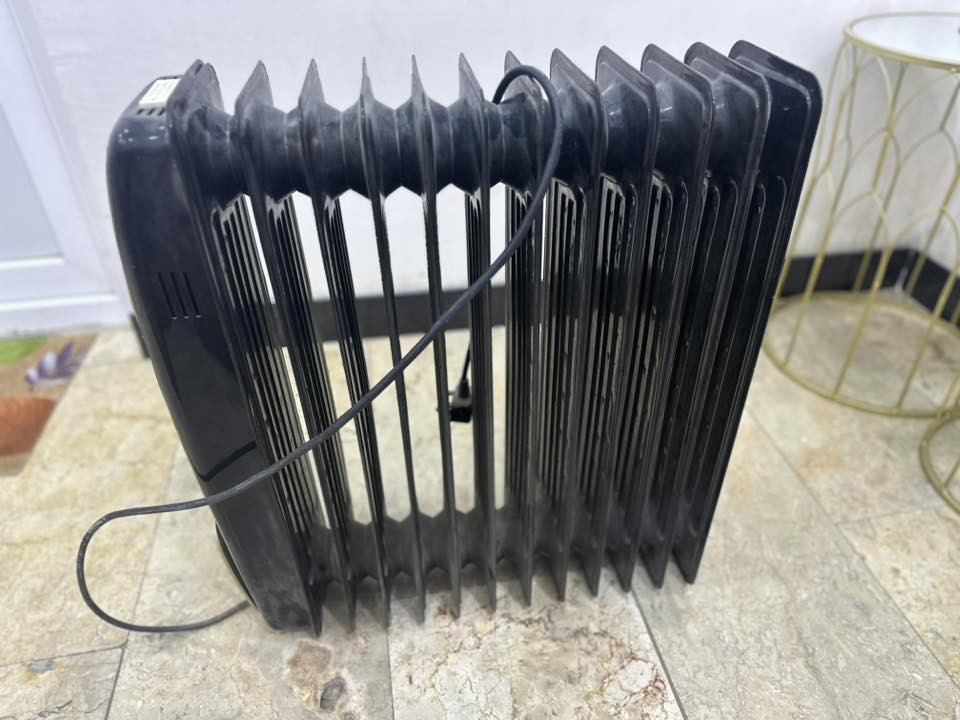 صوبة زيتية للبيع شغالة جديدة كلشي مايحتاج الها مكاني ناصريه حي اور سعر 30 الف  ***********
