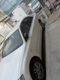 شاهينه موديل 2004 رقم بغداد دولي الجديد  السياره مثل ماموضح بالصور  كص...