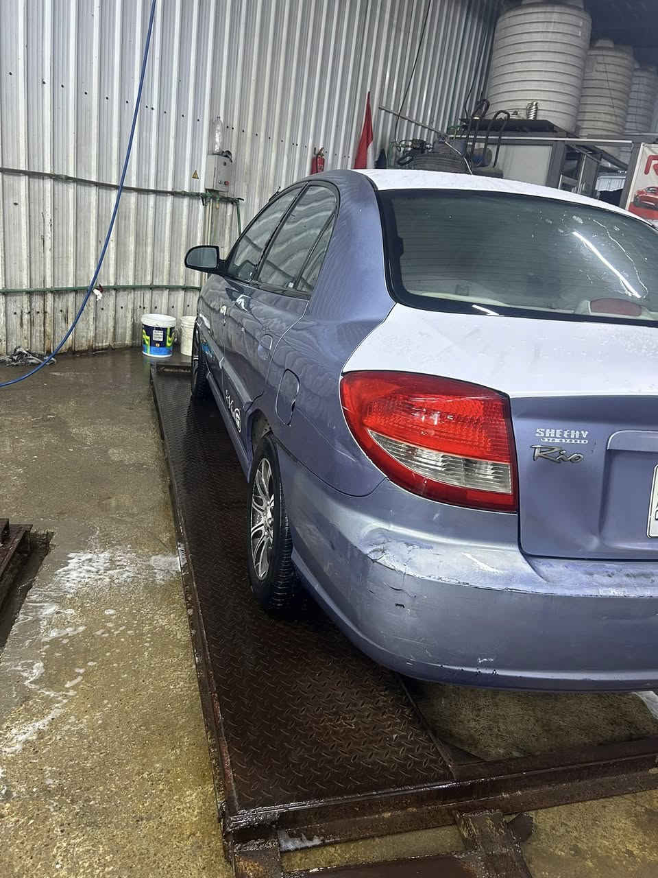 للبيع كيه ريو مديل 2003رقم بغداد كير اوتو جام اوتو مكينه 1600بدون تبخير او تنقيص جاهزه عله آخر حبايه بدون اي نقص. تخم تاير قبل 4ايام شديته  ادامه كامله ماشيه 132ميل  سياره خير من الله السعر 47وبيهً مجال حكً جيه مكاني بغداد دوره ***********
