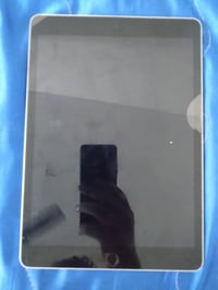 ايباد 9 • ٦٤ • مستخدم شهرين