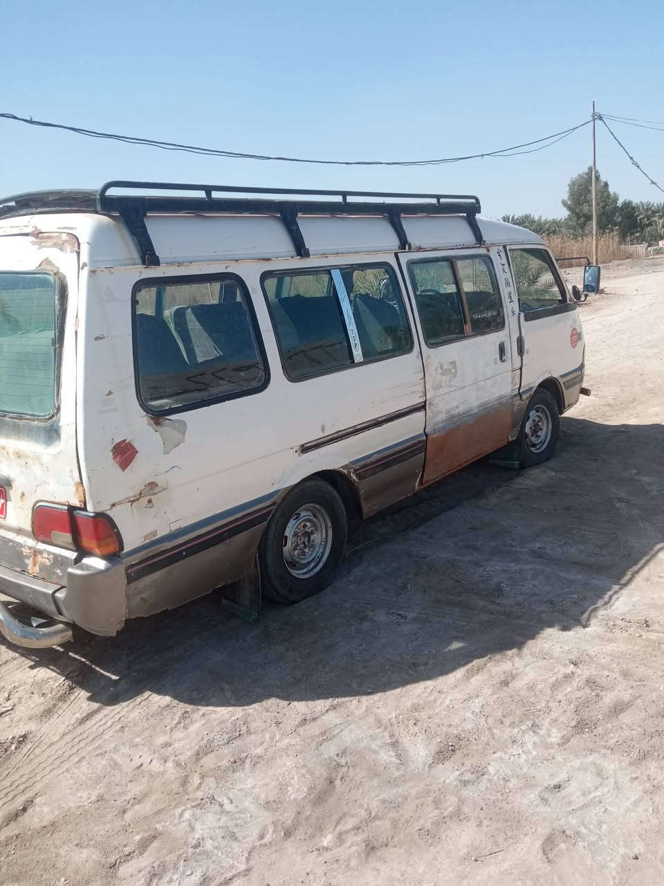 كيا اسيا كوم حديد 24 وبيها مجال كير ومحرك حداديه كلش زينات سياررره جاهزه مال شغل سياره حلوووه وكاعده نصبته زينه
بابل القاسم 
***********
