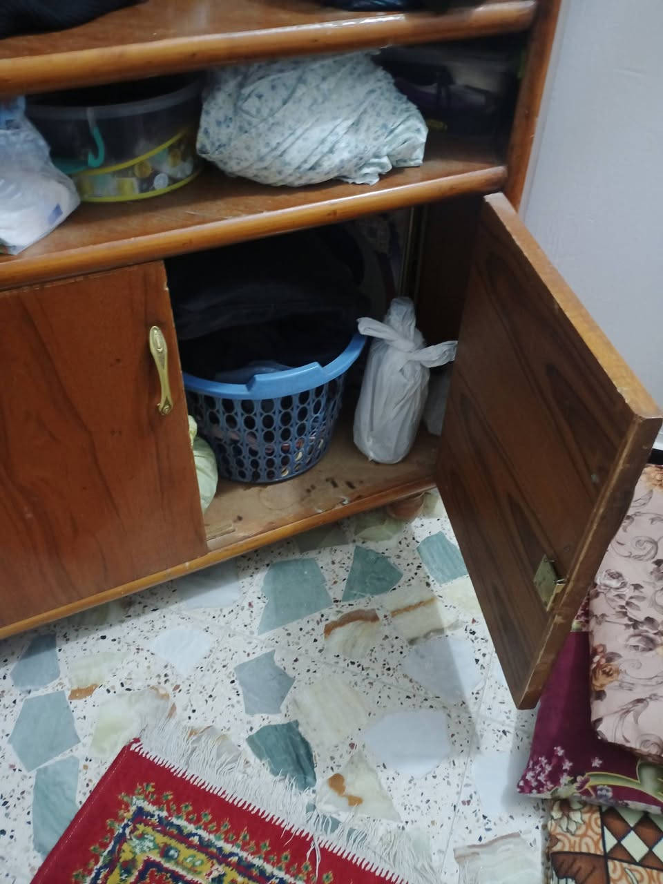 للبيع خلي سعر واخذه خشب  صاج الاصلي ثقيل 
العنوان شعب حي البساتين شارع احمد الوائلي فرع ابوالانشائية كامل الدراجي الرياض


**إذا كنت صاحب هذا الإعلان وتريد حذفه لأي سبب، رجاءا أرسل رسالة إلى الدعم الفني**