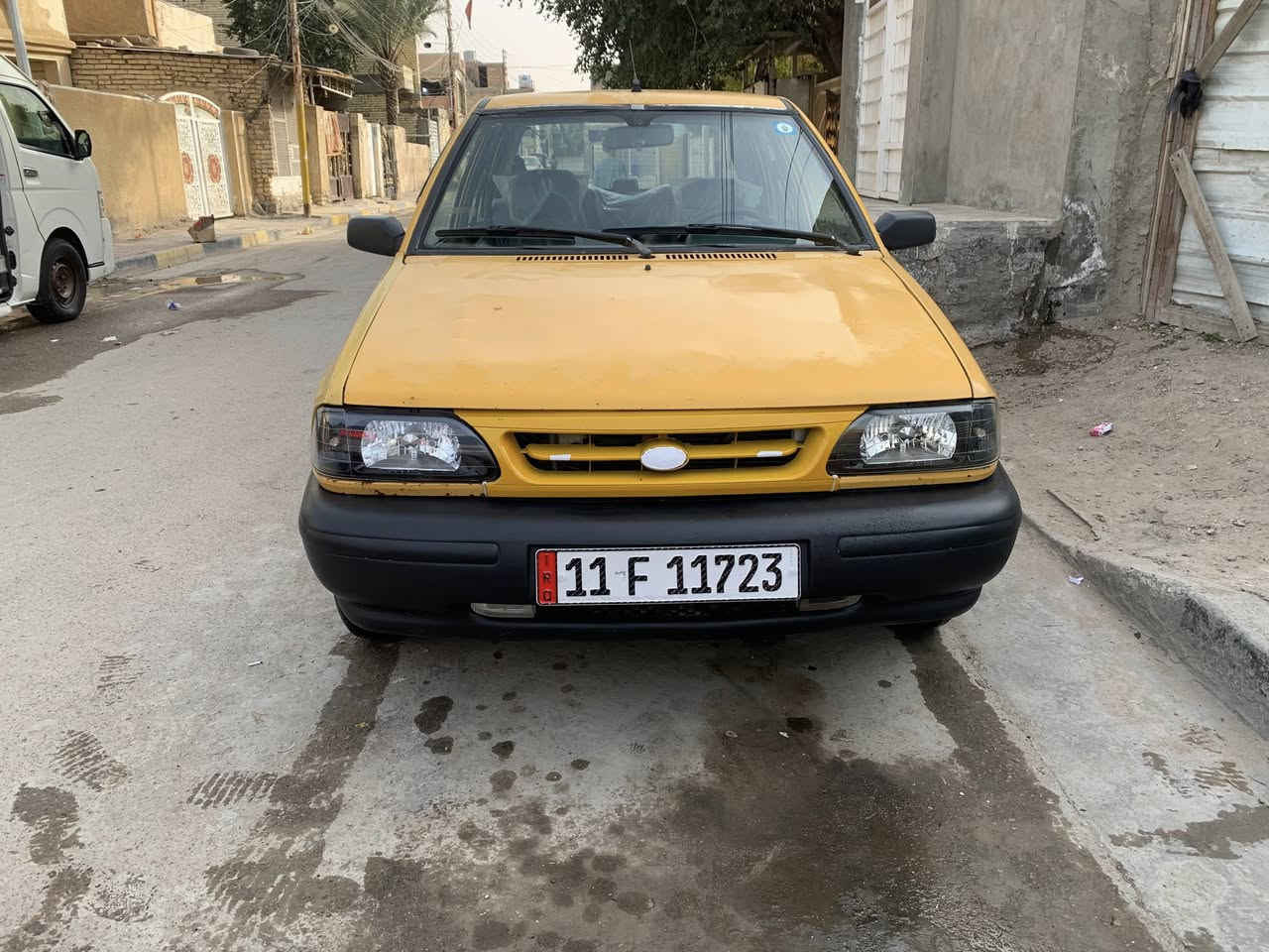 السلام عليكم سايبه البيع ٢٠١١ سياره حلوه وخير من الله  السعر ٢٠ الاستفسار ***********
