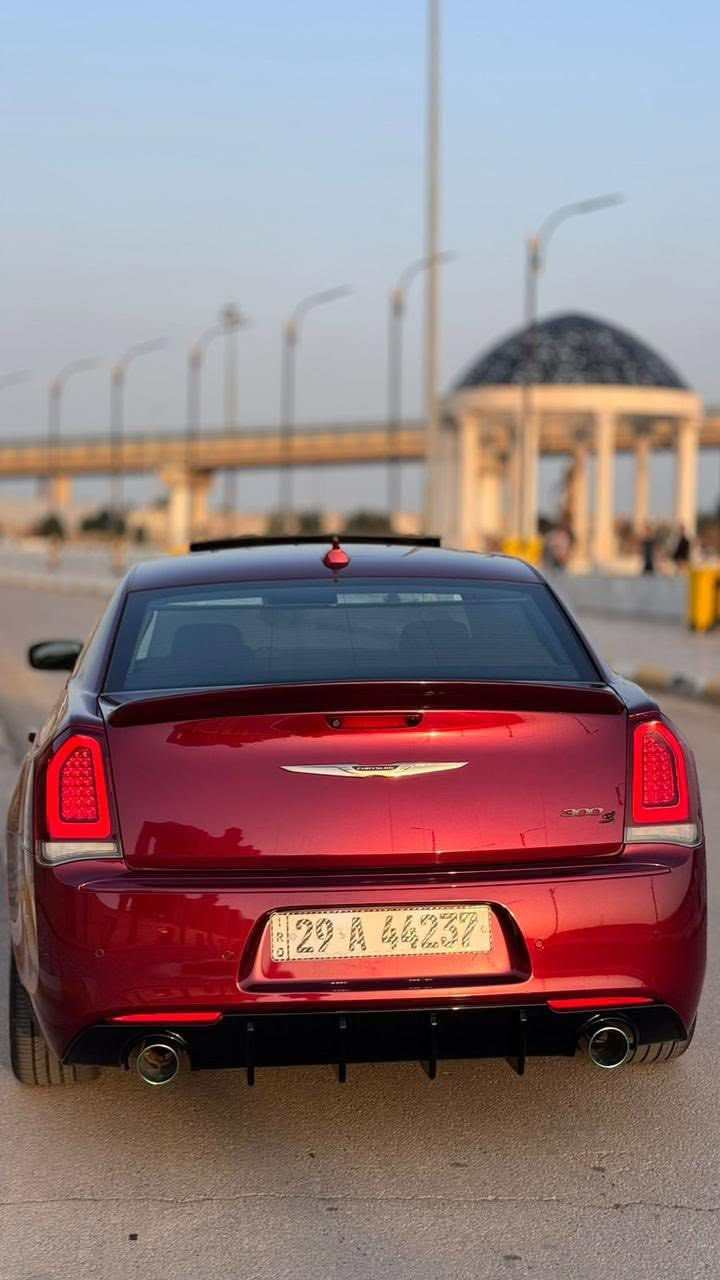 سلام عليكم 
اوباما 2018
كرايسلر s300 كولد اديشن فول الفول
كلين ماعده بارد بسيط بدون فتح
(بانوراما،كشنات خزن،رادار امامي،برده خلفية بلاد …)
ماشية 76الف ميل دخول جديد
السعر 263ورقة و بيه مجال كلش بسيط
رقم السيارة واسط و مكانها واسط _الكوت
***********

