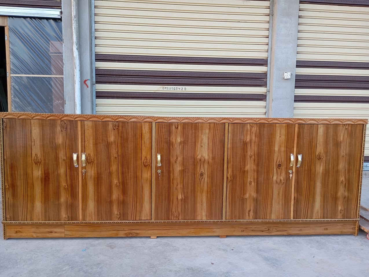 صندوق مستعمل للبيع ***********
