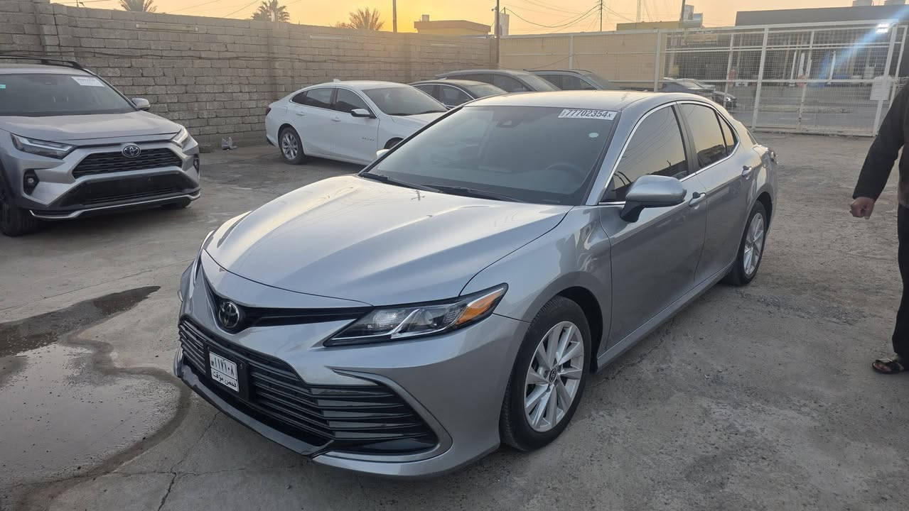 بسم الله الرحمن الرحيم 
تويوتا كامري 2023
مواصفات LE
ضرر خلفي 
العنوان الشرقاط اجميلة 
للاستفسار اتصال واتساب 
***********
السعر افحص السياره  وخابرني
