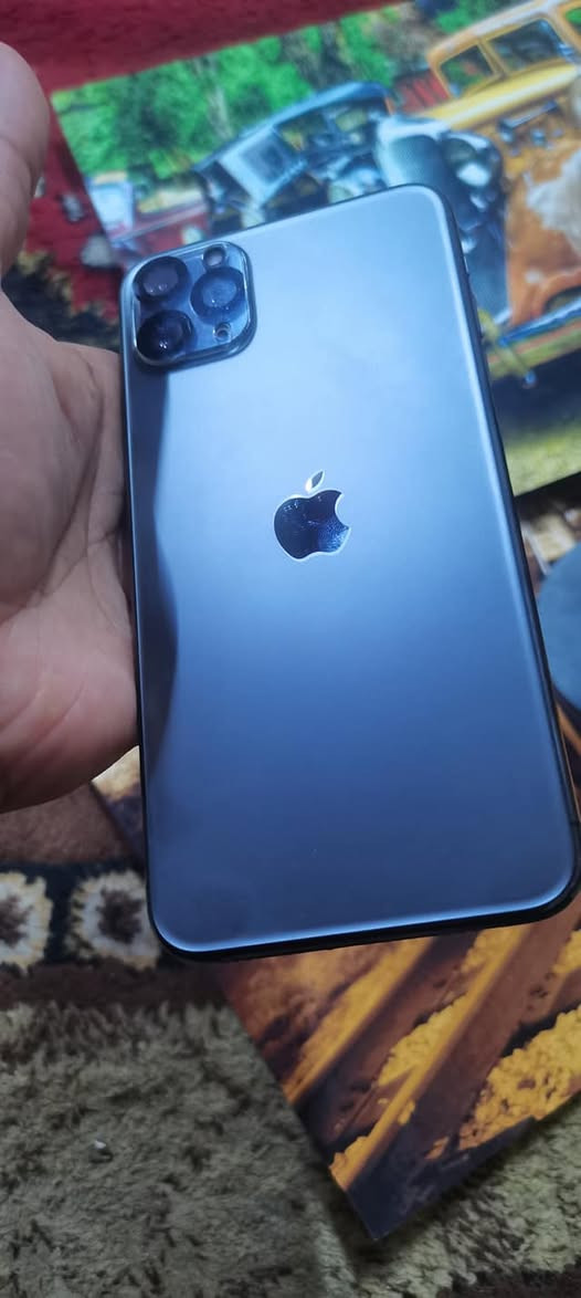 السلام عليكم 11 برو ماكس ذاكره 256 للبيع ابدل بي شاشه اصليه وبطاريه اصليه السعر 350 وبي مجال بصيط عنوان البصره المعقل ***********
