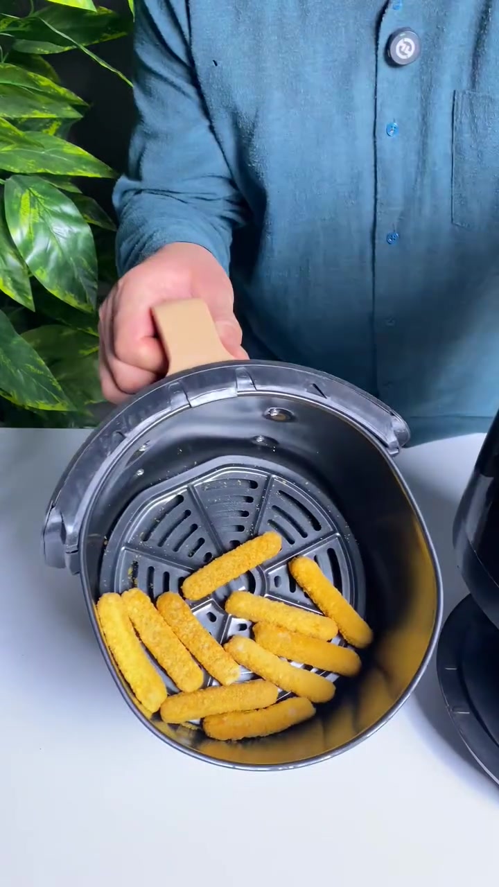 🍟✨ قلاية ميزان 6 لتر – أكلات مقرمشة وصحية بسرعة!
تحكم رقمي LCD، قلي بدون زيت، متعددة الاستخدامات 🍗🥔🥐
متينة وعملية لكل العيلة 💪


**إذا كنت صاحب هذا الإعلان وتريد حذفه لأي سبب، رجاءا أرسل رسالة إلى الدعم الفني**