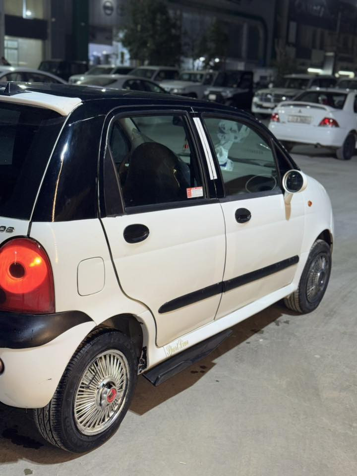 سياره شير كيو موديل  2007  كير عادي سنه وي سعر 16$ ***********
