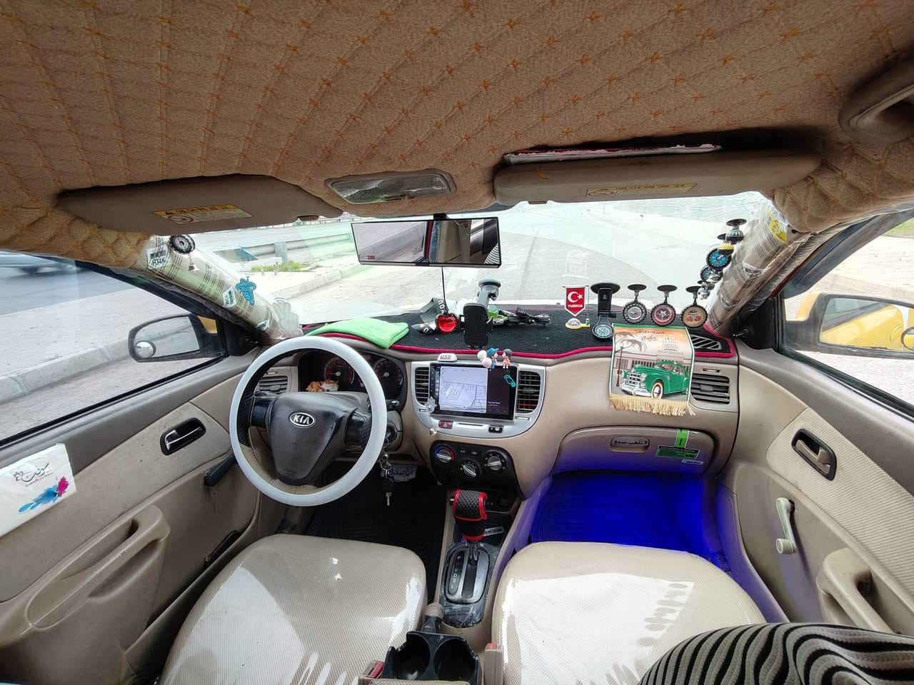 اقرة المنشور زين. وخبر.. ابيع نقد فقط.. كية ريو كوري للبيع موديل 2007.. كية شرط مكينة شرط..((ضرر بيها طخة بل لغد وبيها مكانات معجون بدون دواخل)).. رقم ذي قار  مميز بسمي اني الشرعي شرط الوكالة والتحويل مشروع وطني سنوية 2031.تحويل بل موصل..طخم تايرة جديده طخم جديد شاشه لايت زينول سياره جديده تخبل شرط احلا من الصورة كبل عل شارع ما تصرف ربع عليهة.. جاهزة. السعر  68قفل قفل قفل الا ربع ما ابيع قفل مكان الايمن شقق اليرموك.. ***********... ***********.. ابيع نقد بس اقرة المنشور
