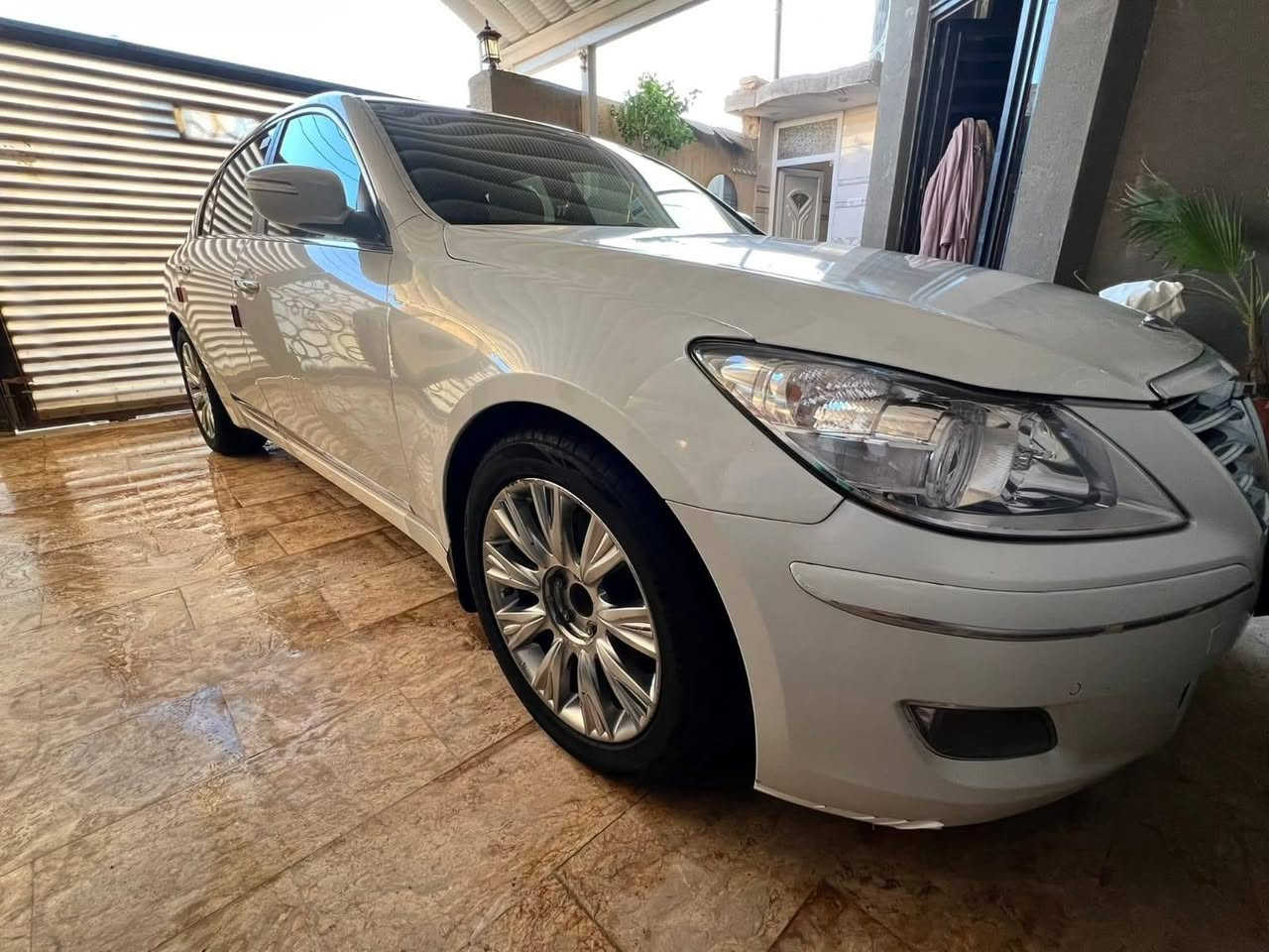 السلام عليكم
2011
خليجية
حادث جاملغ وبنيد
مكانها ميسان
السياره نظيفه وجاهزه وما بيها اي نقص 
رايدها ب120
رقم الهاتف 
***********
