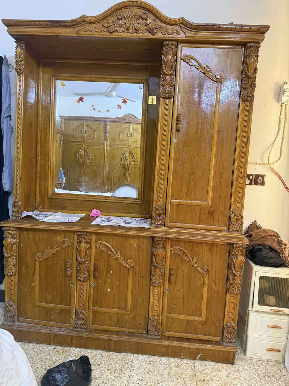 للبيع غرفه تسكام ثقيله تخبل ست بيبان ملحق


**إذا كنت صاحب هذا الإعلان وتريد حذفه لأي سبب، رجاءا أرسل رسالة إلى الدعم الفني**