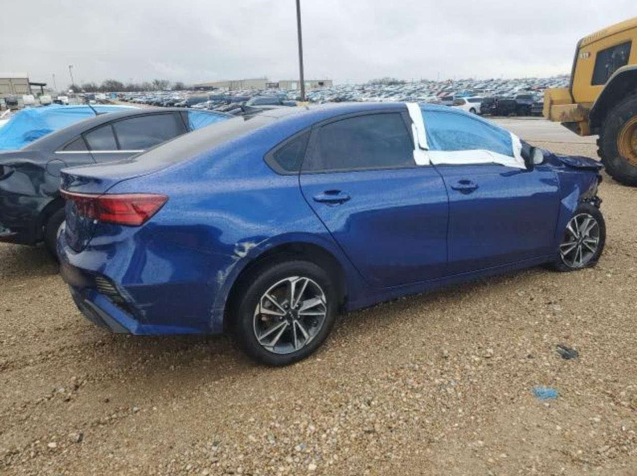 السلام عليكم فورتي  بدون لغد ولا صاصي معمره جاهزة بدون رقم سعر 128$بيه مجال عنوان بغداد أمين الثانيه ***********
