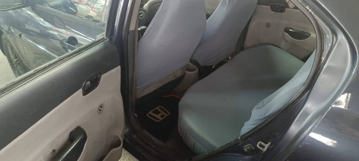 اكسنت 2009 رقم أنبار إنكليزي مكينه 1600 صبغ عام اثر جراد حادث جاملغ خلفي صبغ درجه أولا العنوان بغداد المحموديه رقم الاستفسار سعر 70 وبيها مجال
***********===***********
