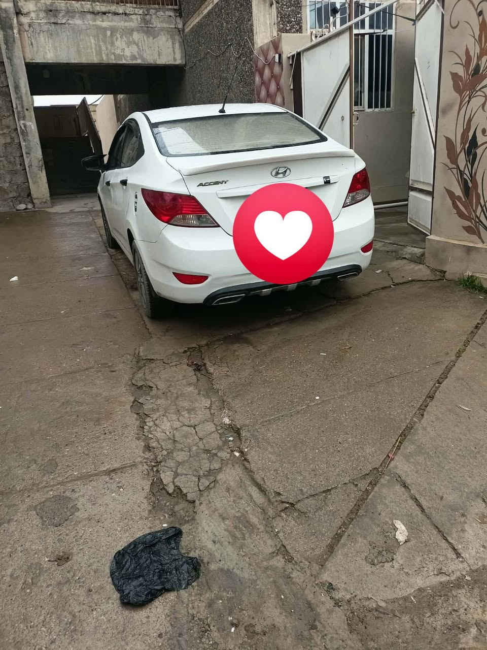 السلام عليكم سياره اكسن موديل 16 محرك GDl كير اتوماتيك   السياره مصبوغه عام بدون ضرر بسبب الترقيم رقم نينوى دولي كاربون بيها الشرعي ايبيعك  السعر 95بيها مجال  ***********
