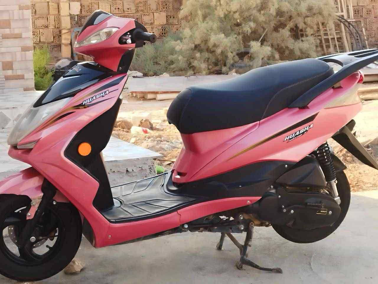 السلام عليكم ورحمة الله وبركاته "مكلف بالنشر " سكنس ثعلب Fox للبيع موديل 2021 مجفتة تجفيت اصلي الدراجة شلعتها اتخبل السعر خاص 
الاستفسار اتصال بالرقم
‭0783 724 7511‬
