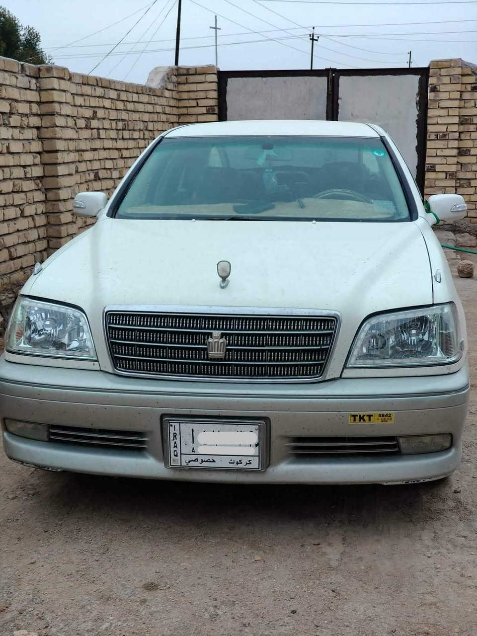 ملكه 2001مدفوع كمرك قرصه موجودباقي بس  فلوس الرقم  شاصي 75 ديفور توه شاده ماصارشهرتبريد شغال السياره نظيفه مال جناي السعر110وبيه مجال مكاني النجف
***********
