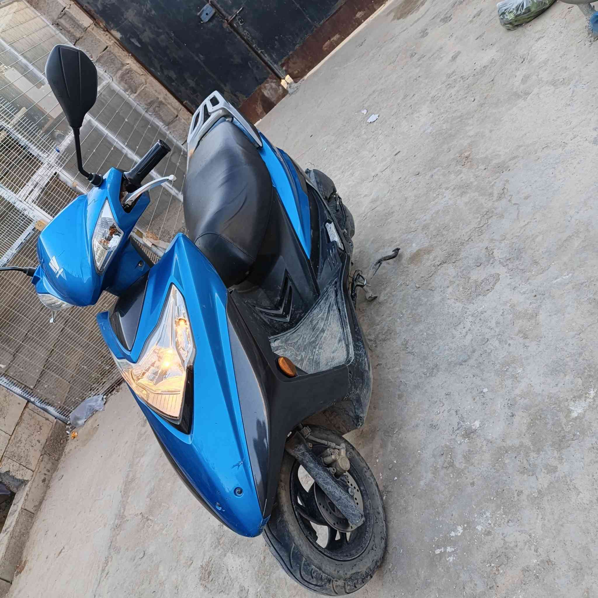 للبيع هاوجي رص
مسجل سنويه ولوحات شرط تحويل ثاني يوم
نضافه مثل مموضح بلفييديو  السعر 10$ وبي مجال عشر اوراق وبي مجال للاستفسار اكثر الاتصال علئ الارقام

***********
***********
والسلام عليكم ورحمه الله 🤍.
