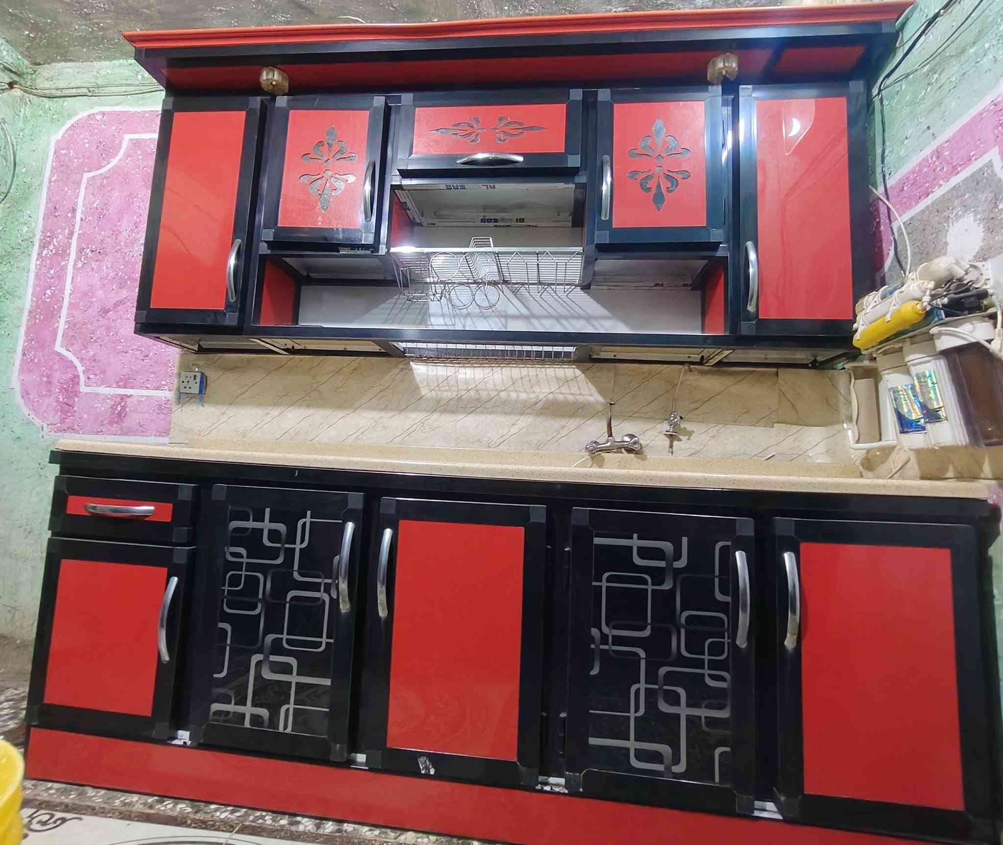 سلام عليكم البيع كاونتر نضيف مكان حي شرطه هاذه رقم ***********
