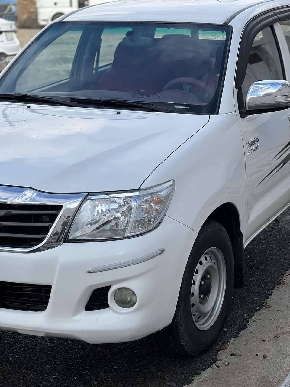 فرۆشتنی خیرا 
تۆیۆتا هایلوکس گێر عادی مۆدێل 2012 بۆ فرۆشتن 
بی بۆیاخ  بی پارچە گۆراو هیچ هیچ نیە سۆنەریم داناوە بیجگە لەو ساردە هیچی نیە 
سەیارەکە وەک تازە وایە 215 هەزار ڕۆشتوە گێر و مەکینەی لۆکە بەزەمان 10 فیتەر ناو گاعی تێگیراوە
 سەیارەکە 8 ساڵە لای خۆمانە زۆر تازەیە
شوێن : سلێمانی 
سعری 179$ وەرەقە معامەلەیەکی برایانەی 
تیدایە
سەنەوی بەسەر چووە
ژمارەی خاوەنی :***********
