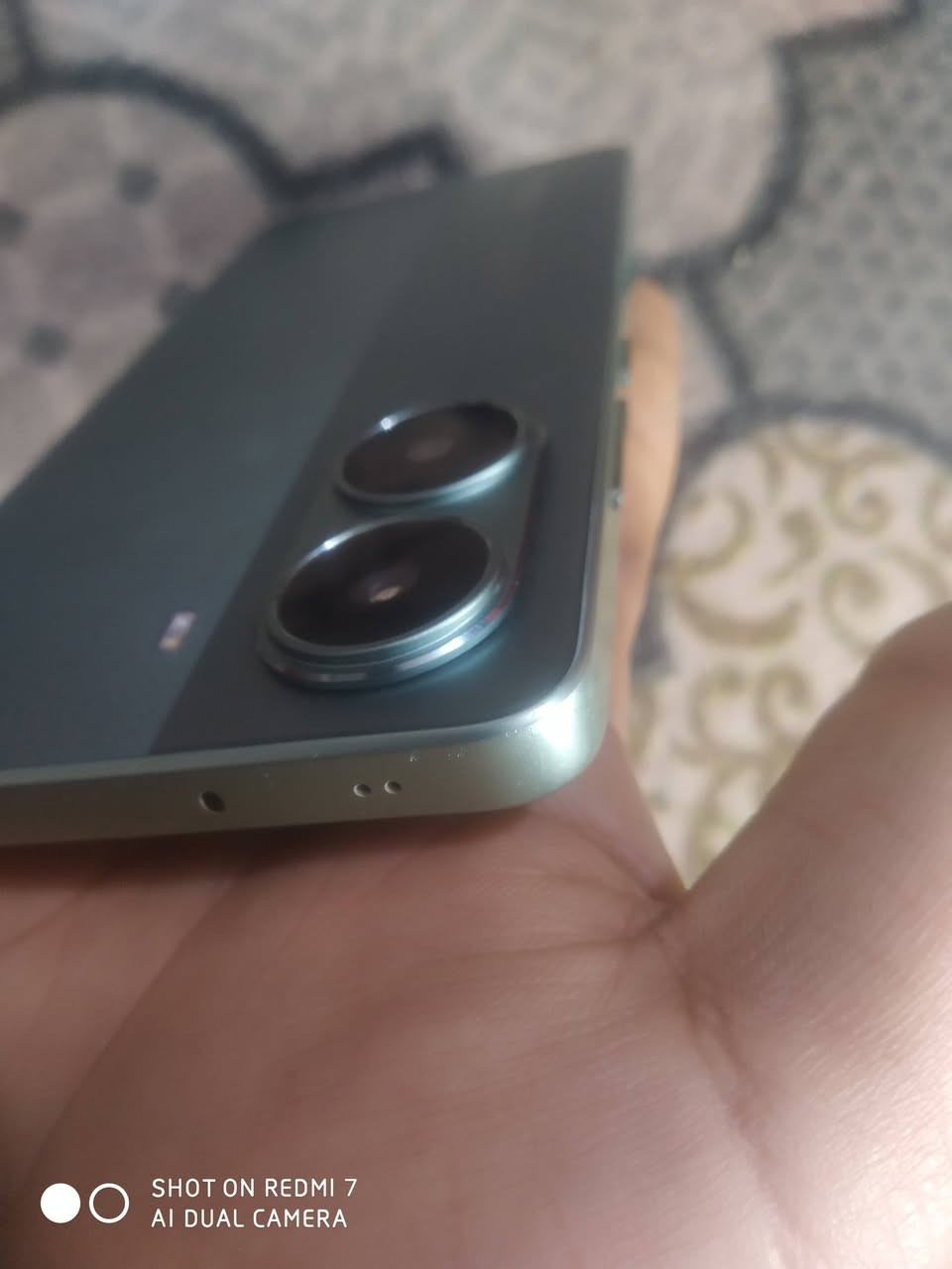 سلام عليكم جهاز بوكو 7 برو الذاكرة 512 جهاز كامل ملحقاته بس شاحنه ما بي سعره 350 وبي مجال مكاني النجف


**إذا كنت صاحب هذا الإعلان وتريد حذفه لأي سبب، رجاءا أرسل رسالة إلى الدعم الفني**