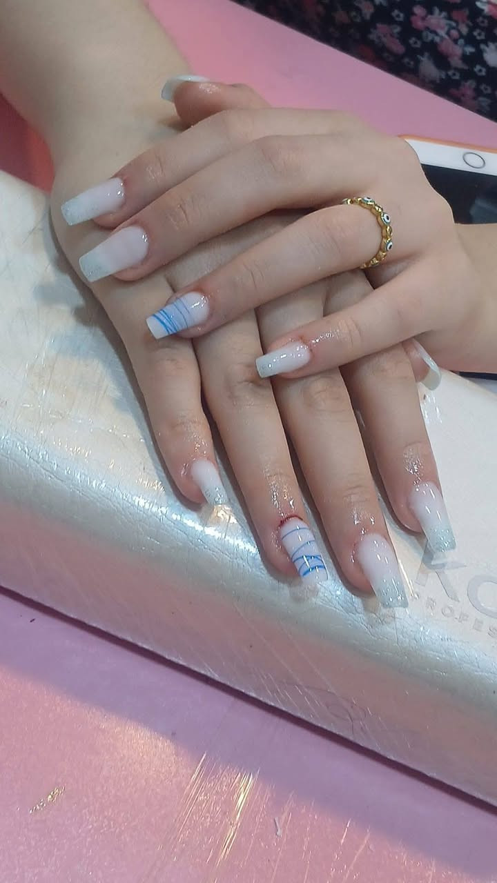 صالون صوفيا
جل اكستنشن حسب طلب الزبونه
25 الف فقط

العنوان سوق الدوره الاثورين خلف مطعم زاد الخير

للاستفسار الاتصال على الرقم ***********
