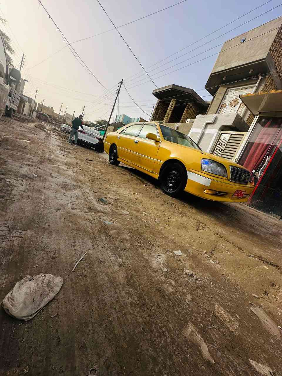 السلام عليكم
ملكة للبيع كصة قمارة فقط 
ما مدفوع كمركها 
بيها كتاب فحص مروري 
مكينتها فيفيتي 
تخم تاير جديد 
السعر ٤٠ وبيها مجال 
العنوان بابل مركز 
***********
