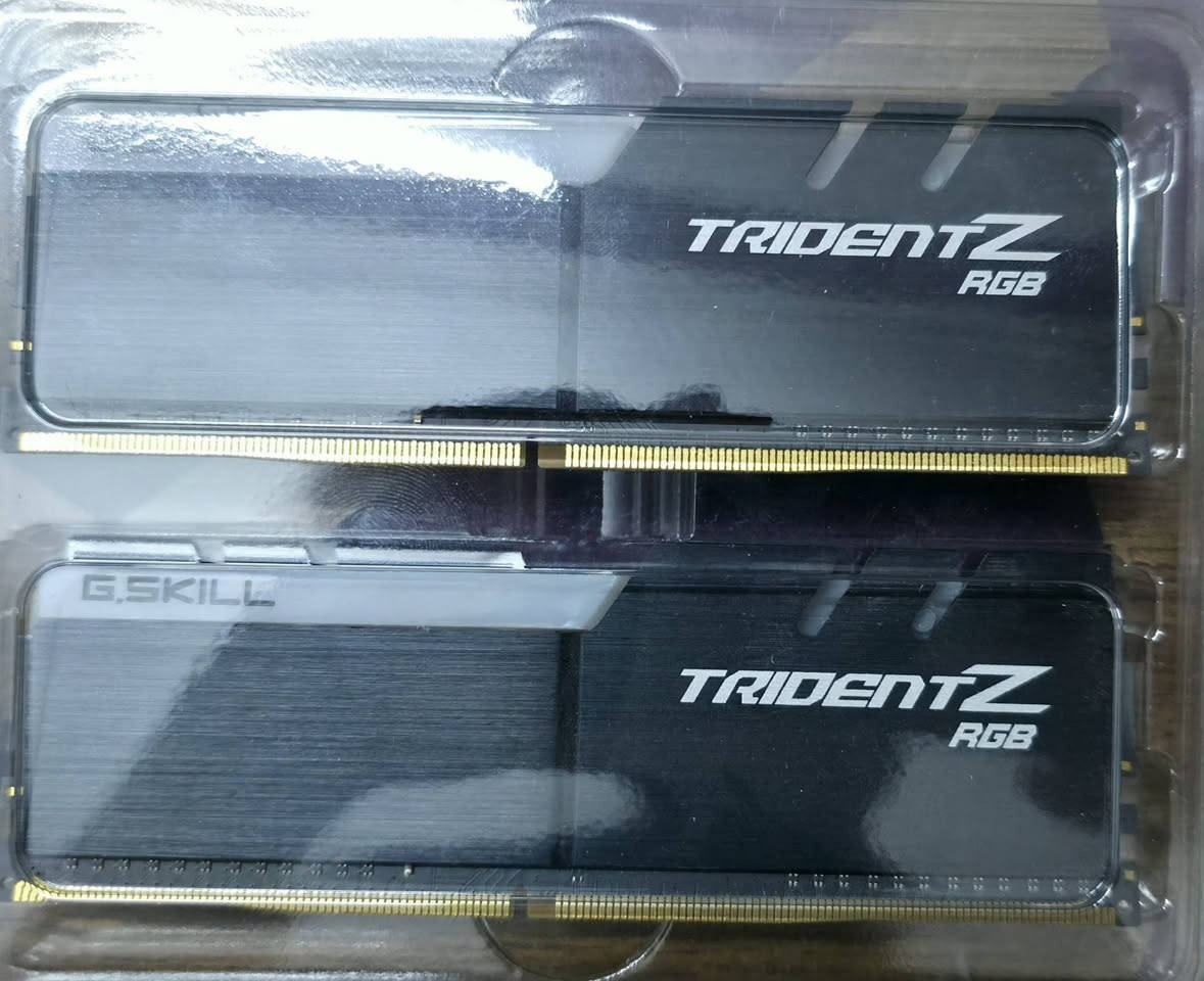رامات 2x8 g skill trident
DDR4-3200
CL16-18-18-38
سعر 150 الف و بيه مجال 
عنوان بغداد


**إذا كنت صاحب هذا الإعلان وتريد حذفه لأي سبب، رجاءا أرسل رسالة إلى الدعم الفني**
