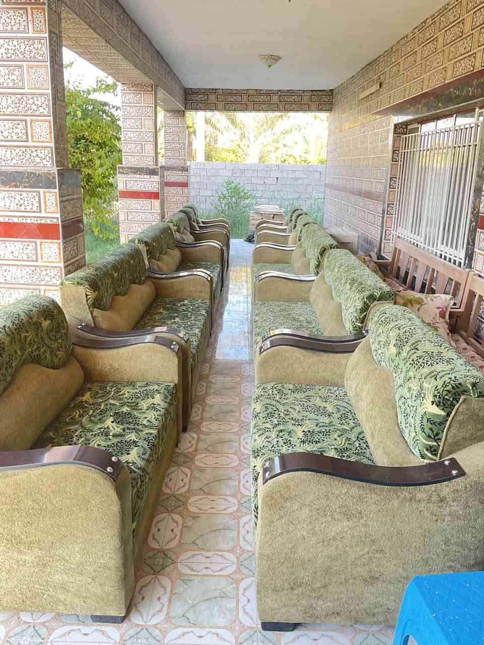 ￼￼ ‏سلام عليكم تخم للبيع 24مقعد متكون من 4قنفات امهات الـ3نفر و4قنفات امهات الـ2نفر و4امهات الـ واحد نفر مكفول من التصليح أو الكسر نضافه95% بالواقع انضف من التصوير السعر750وبي مجال حگ الجيه مكاني واسط الصويره بشجيريه الداور الغربي للاستفسار الاتصال على الرقم ***********￼
